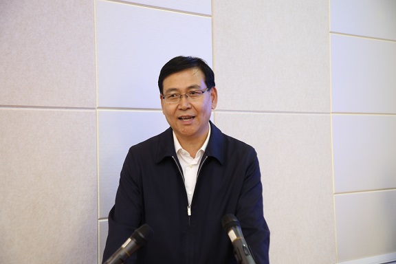 2，青海省委常委、宣传部长陈瑞峰讲话.jpg